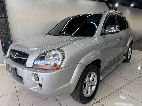 HYUNDAI TUCSON 2.0 MPFI GL 16V 142CV 2WD GASOLINA 4P MANUAL